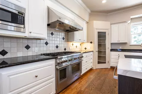 Kitchen - 824 Oak Terrace Ct, Ripon, CA 95366 photo 4 of 7