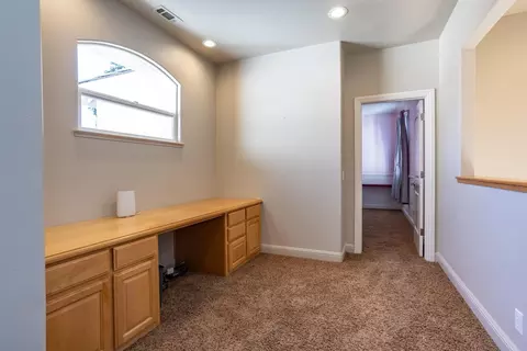 Entry Way - 824 Oak Terrace Ct, Ripon, CA 95366 photo 5 of 7