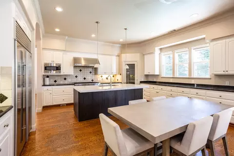 Kitchen - 824 Oak Terrace Ct, Ripon, CA 95366 photo 1 of 7
