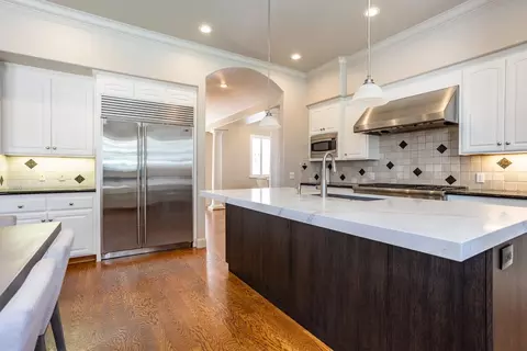 Kitchen - 824 Oak Terrace Ct, Ripon, CA 95366 photo 5 of 7