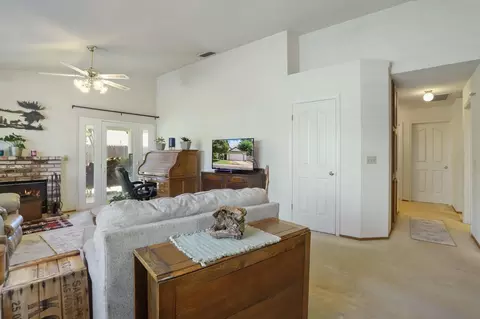 230 Cinnamon Dr, Galt, CA 95632 photo 9