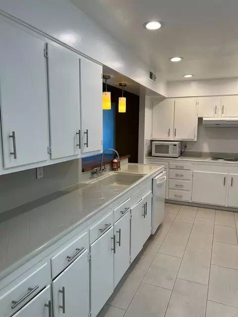 6053 Northcrest Cir, Carmichael, CA 95608 photo 9