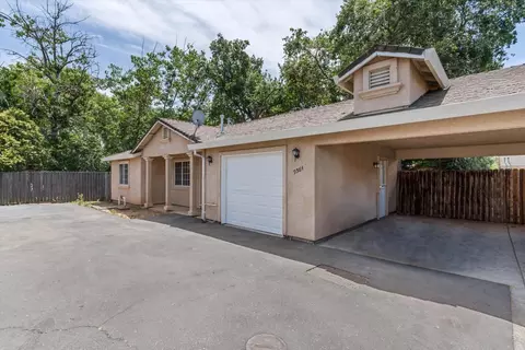 9562 Emerald Park Dr, Elk Grove, CA 95624