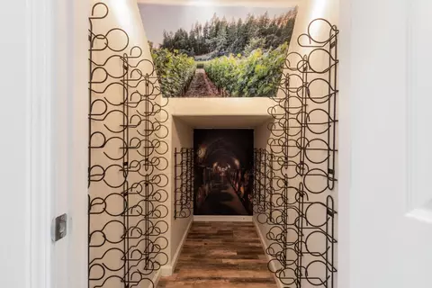 Entry Way - 20863 Grapevine Dr, Patterson, CA 95363 photo 4 of 4