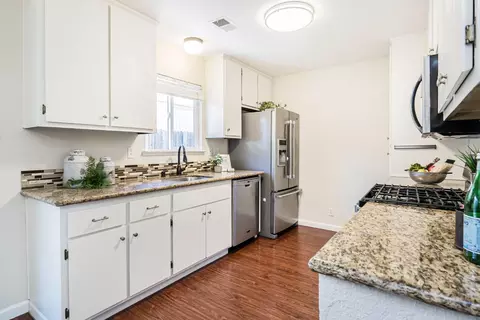 2714 Javier Pl, Davis, CA 95618 photo 17