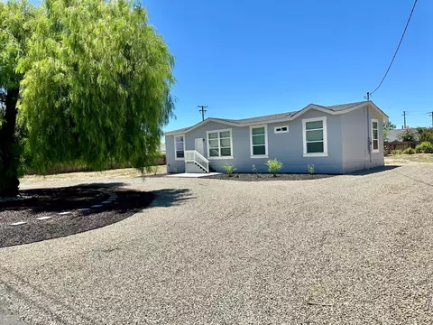 109 Soderstrom Ln, Turlock, CA 95380 photo 3