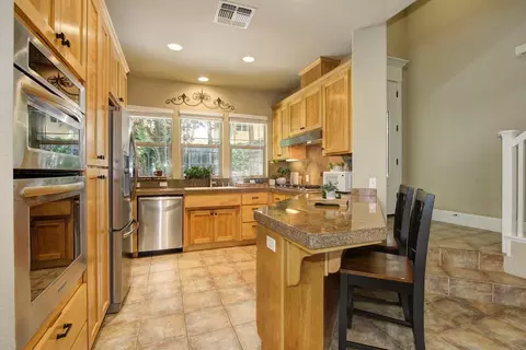 Kitchen - 2713 5th St, Davis, CA 95618 photo 4 of 12