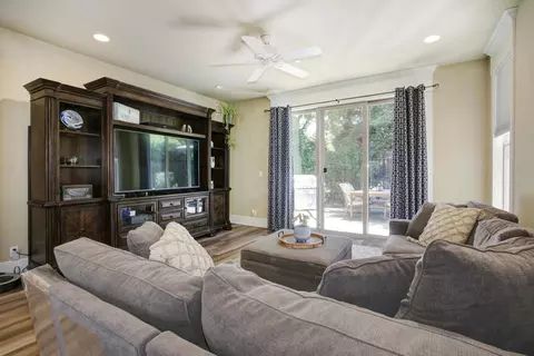 Living - 2713 5th St, Davis, CA 95618 photo 1 of 1