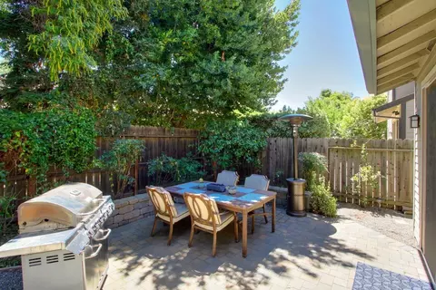 Exterior - 2713 5th St, Davis, CA 95618 photo 8 of 13