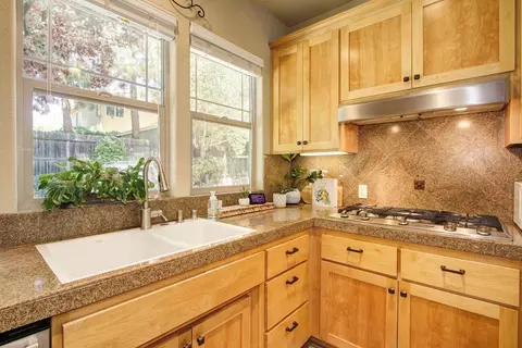Kitchen - 2713 5th St, Davis, CA 95618 photo 8 of 12