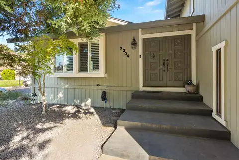 3204 Kaiser Way, Carmichael, CA 95608 photo 3
