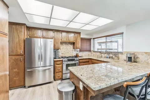 943 Alpine Ave, Manteca, CA 95336 photo 8