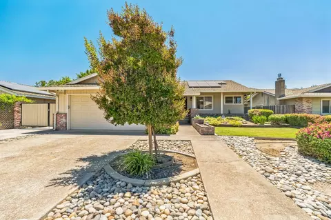 943 Alpine Ave, Manteca, CA 95336 photo 2