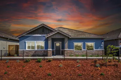 976 Hogan Rd, Galt, CA 95632 photo 1