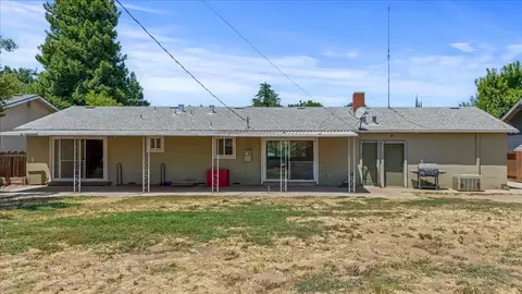 1304 Wallin Way, Modesto, CA 95351 photo 39