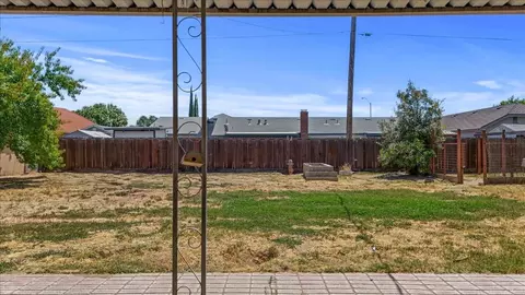 1304 Wallin Way, Modesto, CA 95351 photo 29