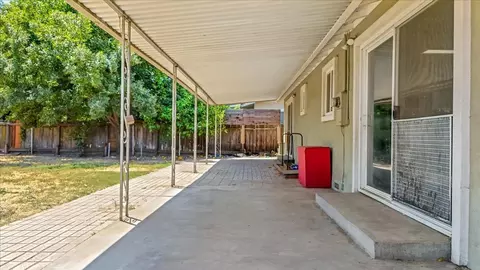 1304 Wallin Way, Modesto, CA 95351 photo 30
