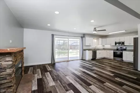 1304 Wallin Way, Modesto, CA 95351 photo 13