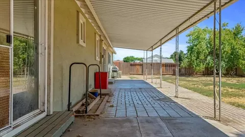 1304 Wallin Way, Modesto, CA 95351 photo 31
