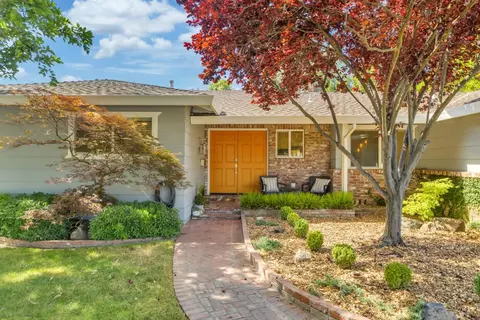 6237 Meadowvista Dr, Carmichael, CA 95608 photo 1