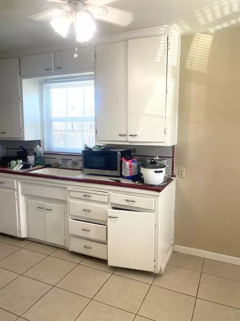 Kitchen - 2012 Glendale Ave, Modesto, CA 95354 photo 3 of 3