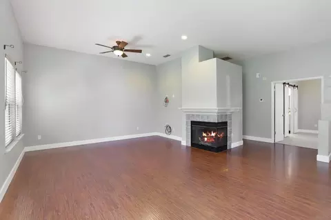 8618 Hackmore Ct, Antelope, CA 95843 photo 4