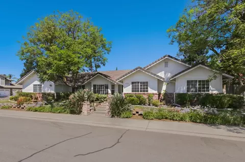 9201 Cupertino Dr, Elk Grove, CA 95624