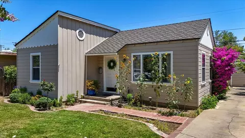 Exterior - 522 El Cajon Ave, Modesto, CA 95350 photo 3 of 30