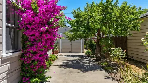 Exterior - 522 El Cajon Ave, Modesto, CA 95350 photo 10 of 30