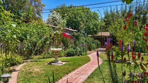 Exterior - 522 El Cajon Ave, Modesto, CA 95350 photo 17 of 30