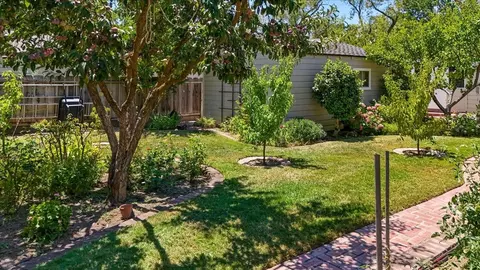 Exterior - 522 El Cajon Ave, Modesto, CA 95350 photo 27 of 30