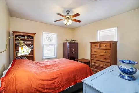 Bedroom - 522 El Cajon Ave, Modesto, CA 95350 photo 1 of 3