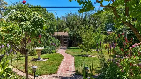 Exterior - 522 El Cajon Ave, Modesto, CA 95350 photo 16 of 30