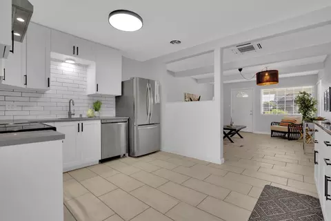 Kitchen - 1809 Deborah St, Tracy, CA 95376 photo 4 of 4