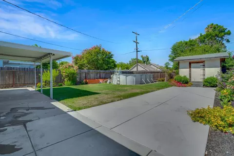 Exterior - 1809 Deborah St, Tracy, CA 95376 photo 7 of 9
