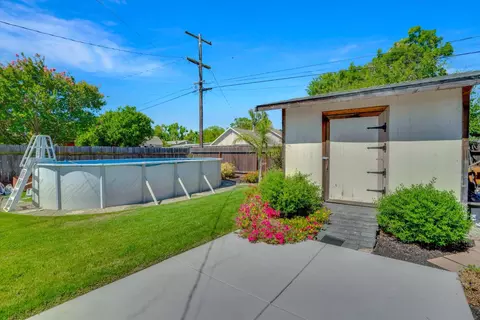 Exterior - 1809 Deborah St, Tracy, CA 95376 photo 6 of 9