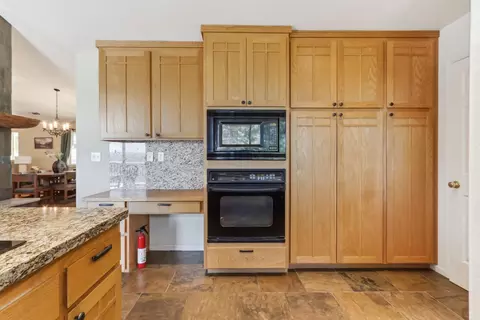 Kitchen - 23350 Barnes Ln, Colfax, CA 95713 photo 4 of 5