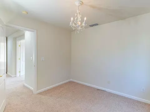 Bedroom - 642 Tulare Ct, Tracy, CA 95304 photo 2 of 3