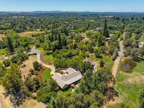 View/Area - 1050 Itow Ct, Penryn, CA 95663 photo 7 of 7