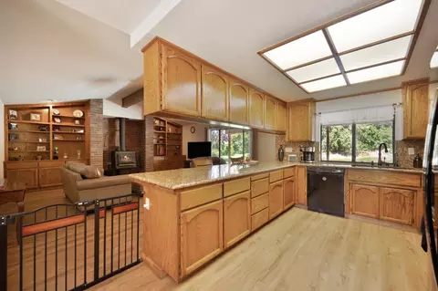 Kitchen - 1050 Itow Ct, Penryn, CA 95663 photo 2 of 5