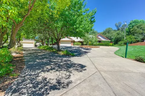 Exterior - 1050 Itow Ct, Penryn, CA 95663 photo 4 of 16