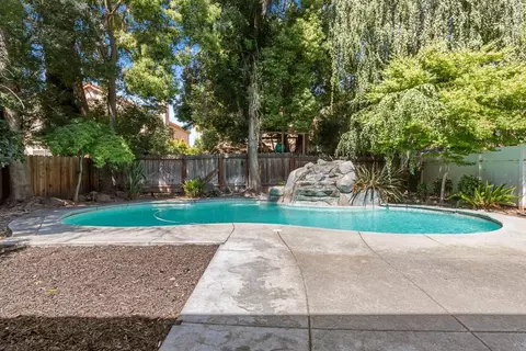 Exterior - 3917 Terhune Ct, Modesto, CA 95356 photo 4 of 8