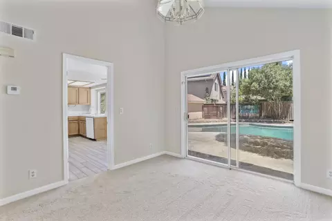 Living - 905 Christy Ct, Tracy, CA 95376 photo 3 of 3