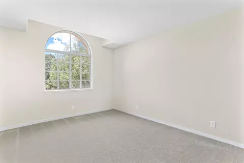 Bedroom - 905 Christy Ct, Tracy, CA 95376 photo 4 of 5