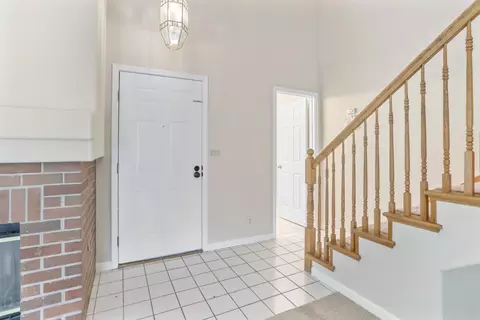 Entry Way - 905 Christy Ct, Tracy, CA 95376 photo 1 of 1