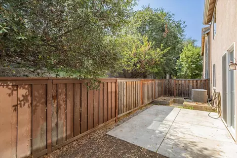 Exterior - 6501 Brando Loop, Fair Oaks, CA 95628 photo 2 of 5