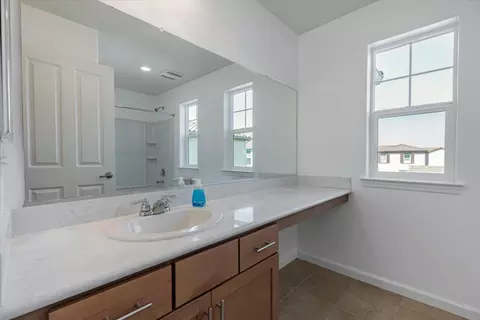 Bath - 6501 Brando Loop, Fair Oaks, CA 95628 photo 3 of 4