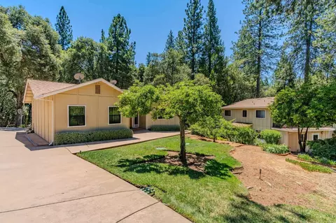 Exterior - 20301 E Clinton Rd, Jackson, CA 95642 photo 2 of 14