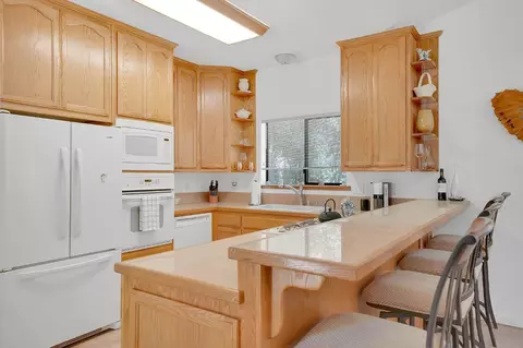 Kitchen - 20301 E Clinton Rd, Jackson, CA 95642 photo 1 of 9