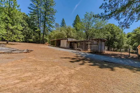 Exterior - 20301 E Clinton Rd, Jackson, CA 95642 photo 13 of 14
